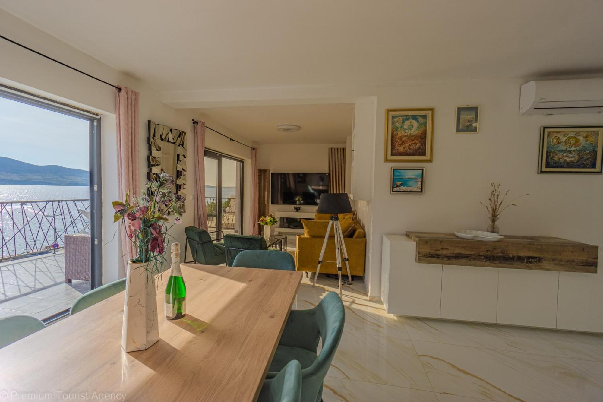 Ivica Super Comfortable, Newly Furnished Apartment In A Top Location Метайна Экстерьер фото