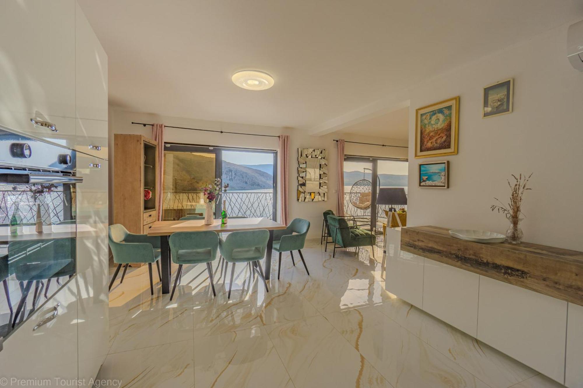 Ivica Super Comfortable, Newly Furnished Apartment In A Top Location Метайна Экстерьер фото