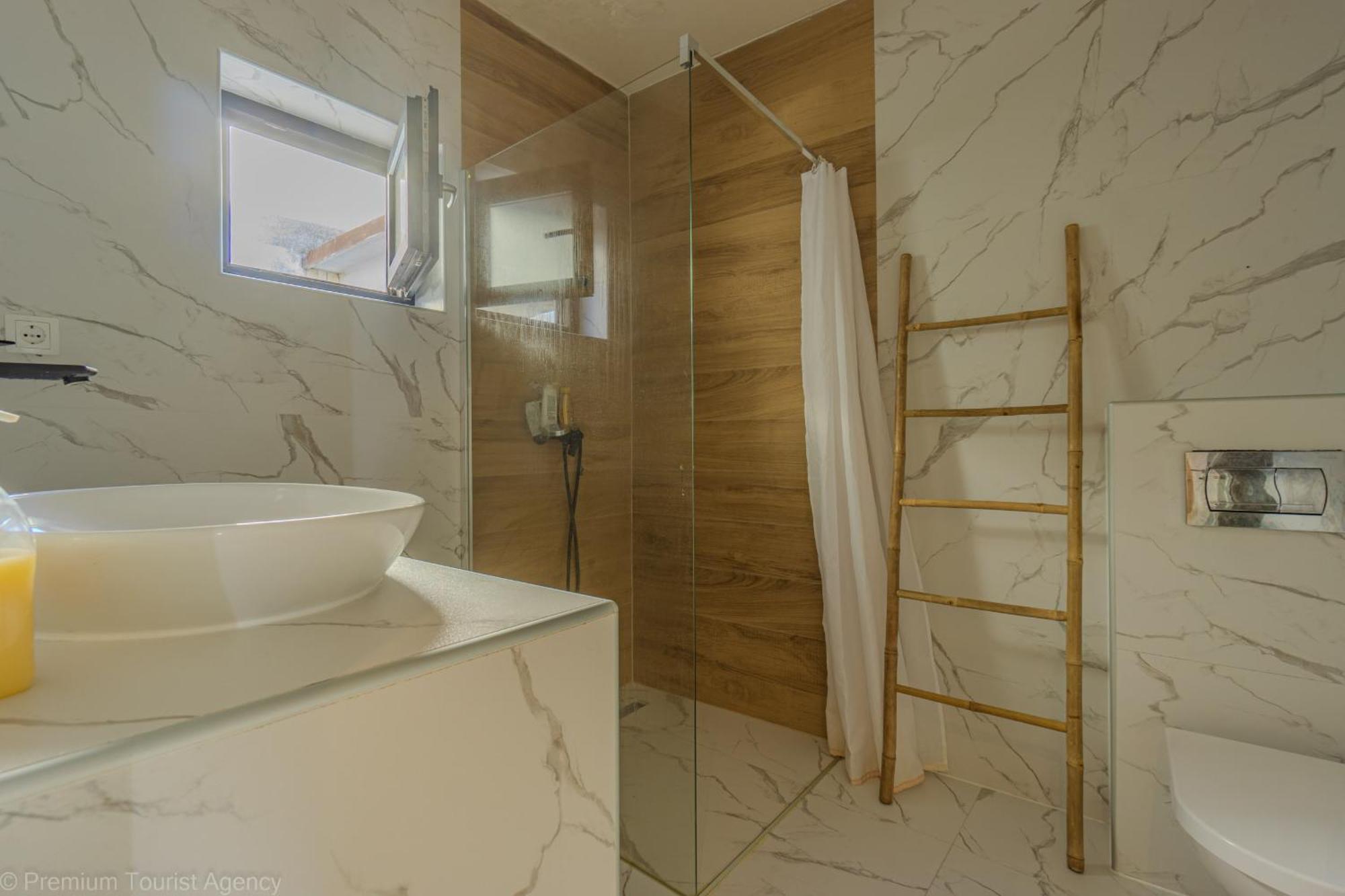 Ivica Super Comfortable, Newly Furnished Apartment In A Top Location Метайна Экстерьер фото