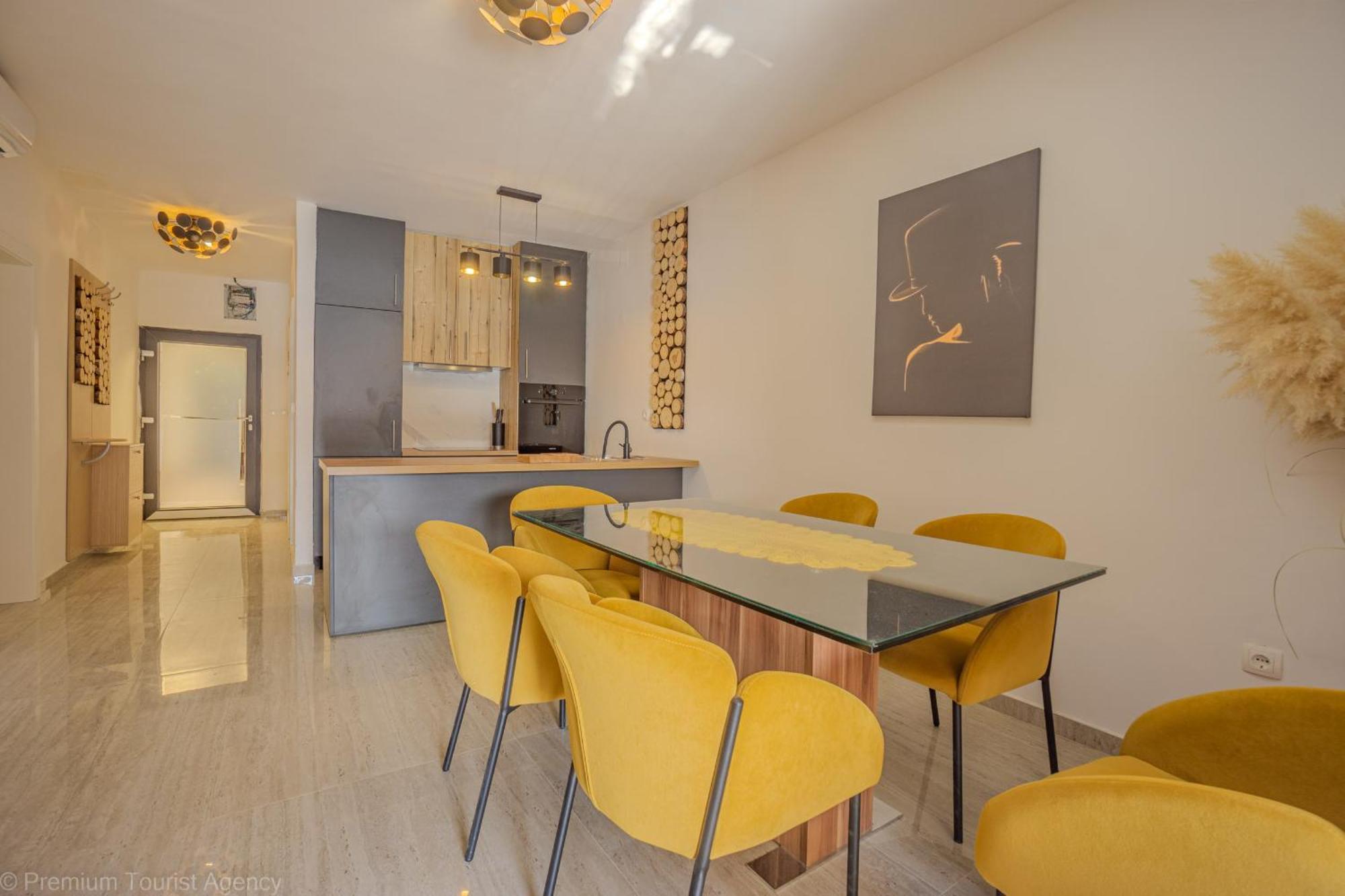 Ivica Super Comfortable, Newly Furnished Apartment In A Top Location Метайна Экстерьер фото