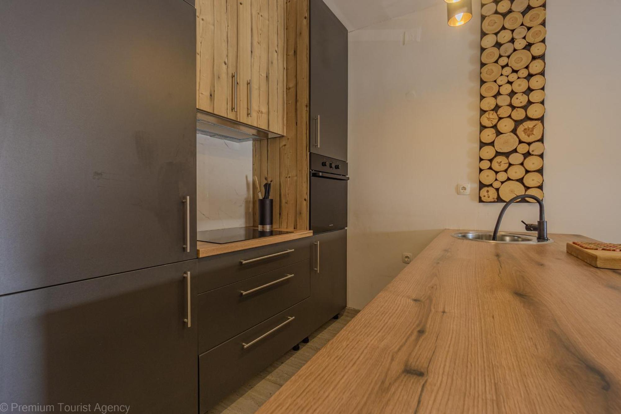 Ivica Super Comfortable, Newly Furnished Apartment In A Top Location Метайна Экстерьер фото